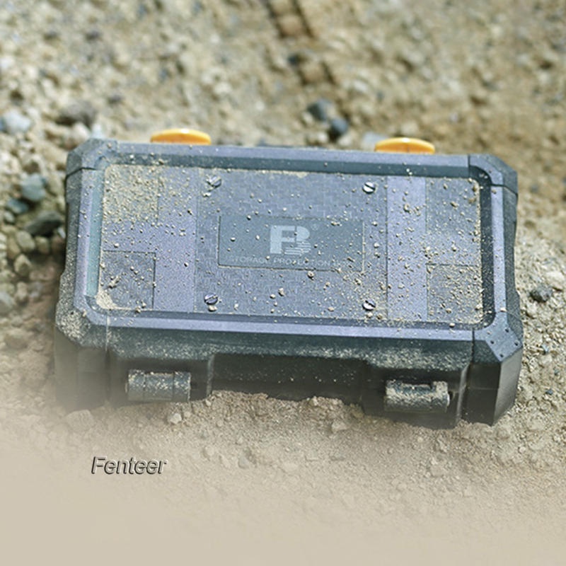 Hộp Đựng Pin Máy Ảnh Sony FZ100 Chống Thấm Nước