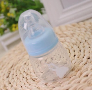 Bình nước 60ml cho bé sơ sinh từ 0-6 tháng