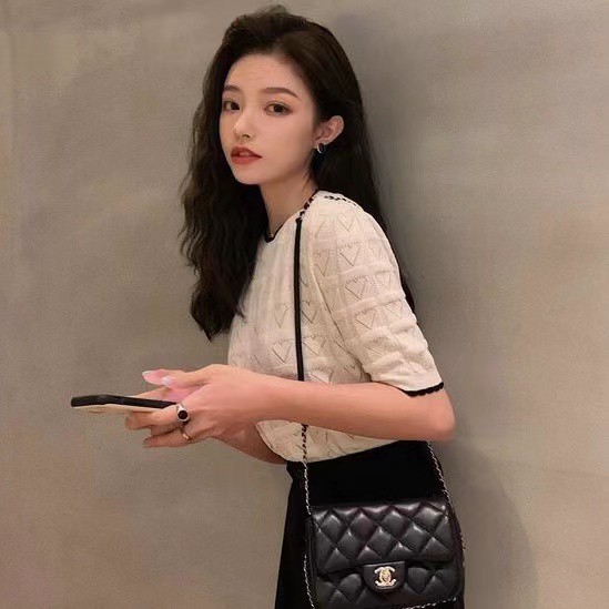 Áo thun tay ngắn họa tiết hình trái tim thêu xinh xắn cho nữ