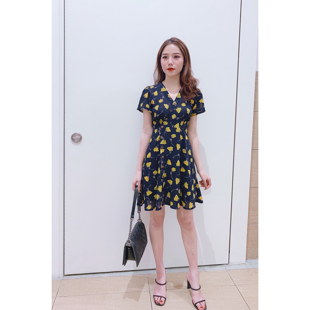 Đầm xòe ngắn tay vạt lệch tay xòe DEA0316 - 20Again | BigBuy360 - bigbuy360.vn