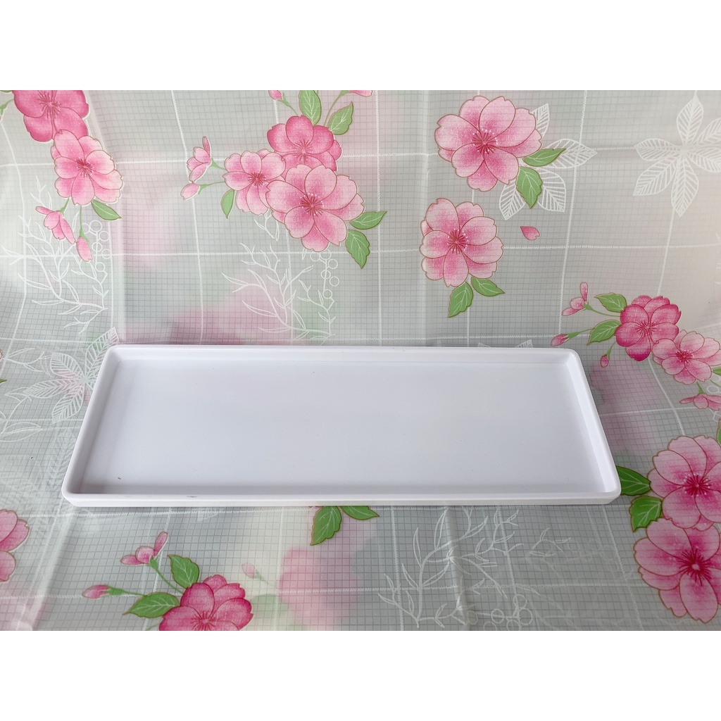 Khay Decor Chữ Nhật Nhựa 2 Màu Đen Và Trắng 1 Cái