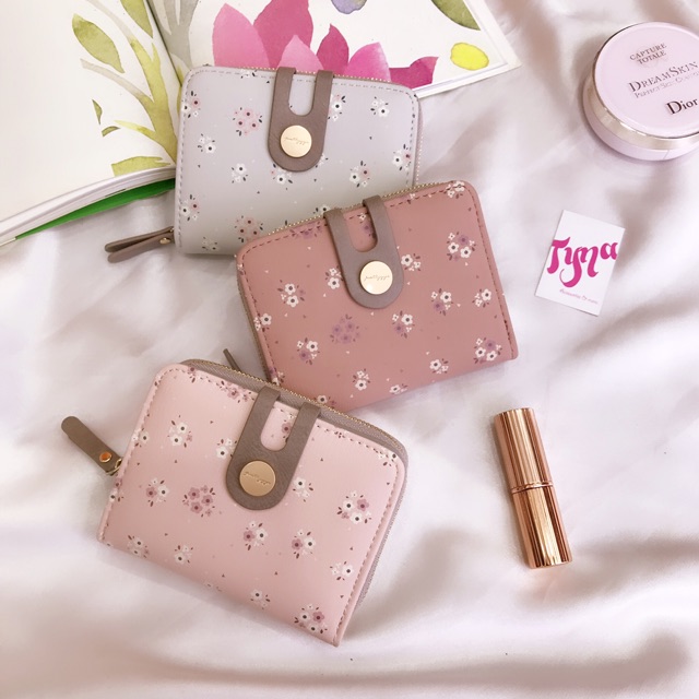 Ví cầm tay hoa daisy cỡ ngắn Prettyz