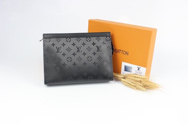 Clutch LV cầm tay Unisex  - Có video Da thật BH 1 năm | BigBuy360 - bigbuy360.vn