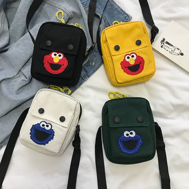 Túi đeo chéo logo cute