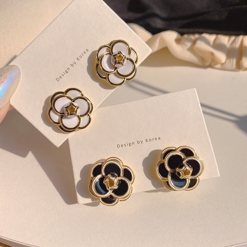 Xiaoxiang Khuyên Tai Hình Hoa Trà Phong Cách Retro Thời Trang Cao Cấp 2022