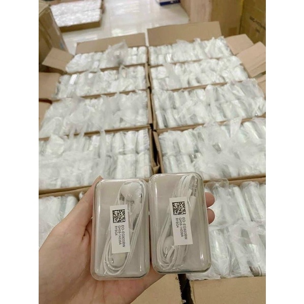 Tai nghe nhét tai sử dụng nghe nhạc, đàm thoại, có núm kèm theo loại zin nhà máy ổn định, nghe hay