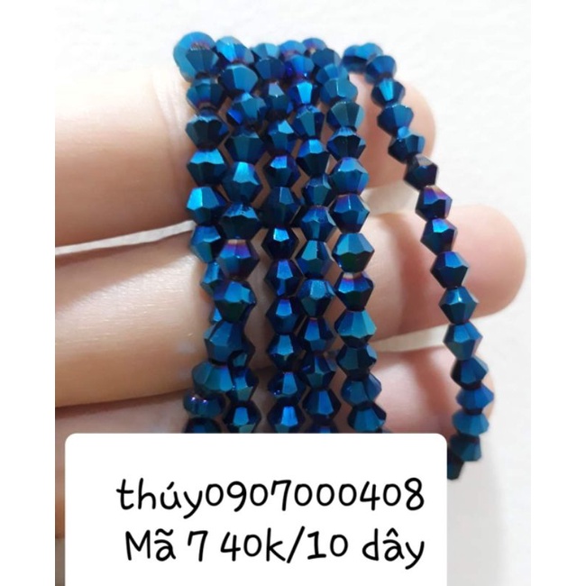 Hạt pha lê kết áo