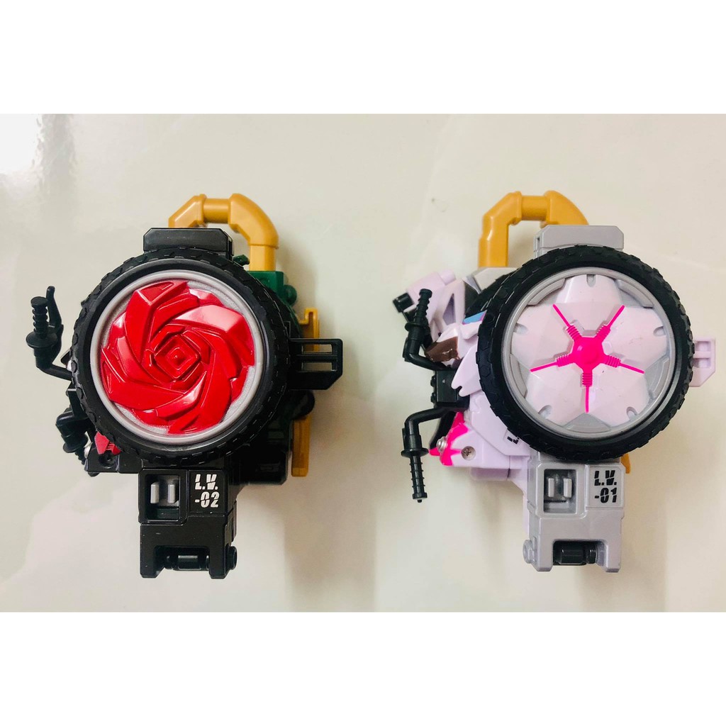 Đồ chơi DX Lockseed Vehicle Sakura Hurricane, Rose Attacker - Kamen Rider Gaim Siêu nhân mặt nạ trái cây.