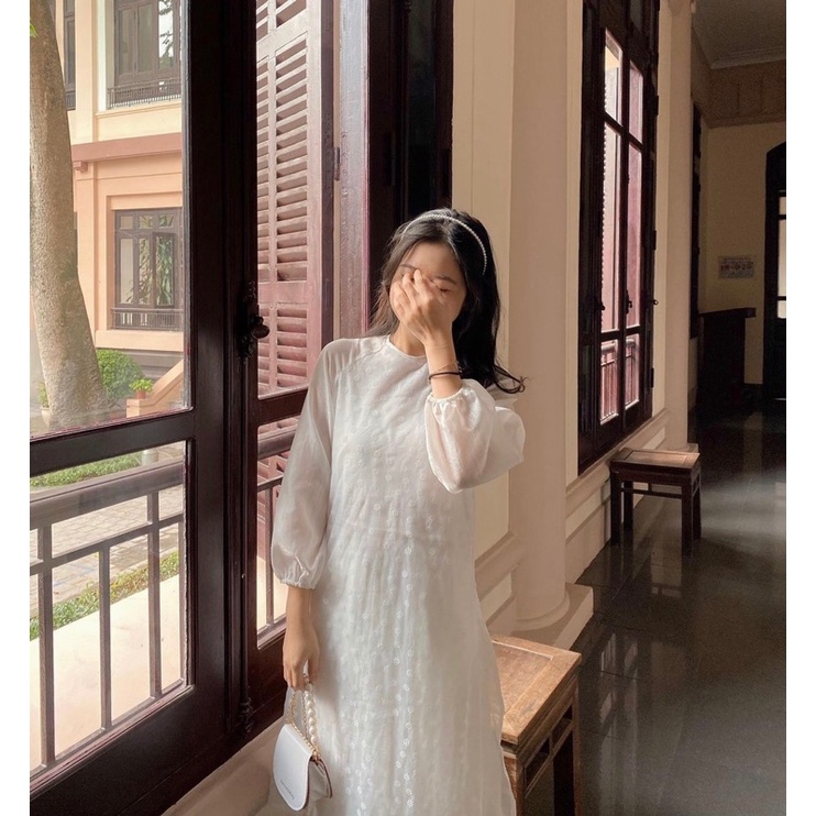 Áo dài cách tân hoa nhí