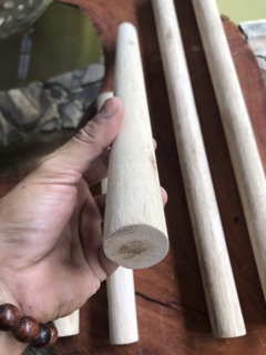 Thanh gỗ tròn 3cm, dài40cm đến 60cm