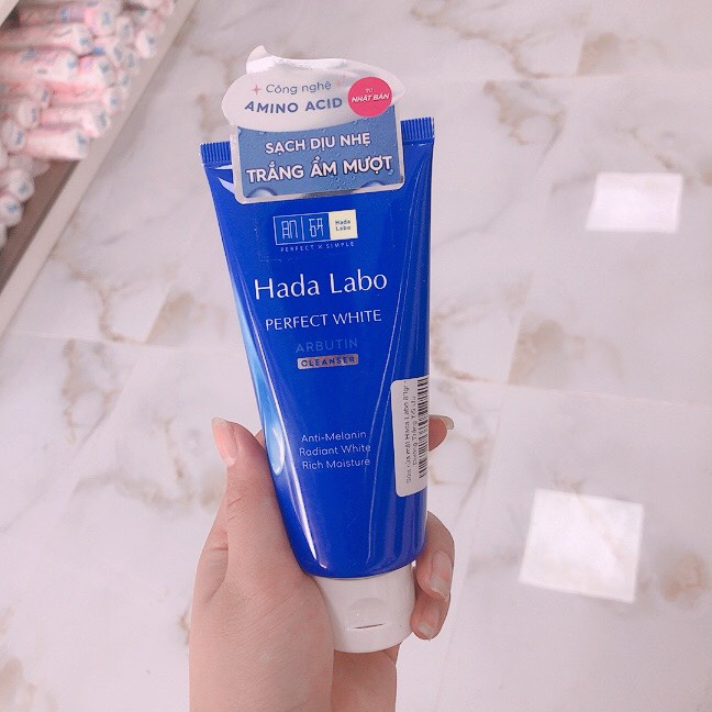 Kem rửa mặt dưỡng ẩm sâu, trắng da Hada Labo 80g