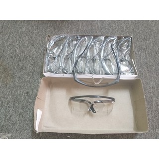 Kính chống bụi thời trang mắt vuông