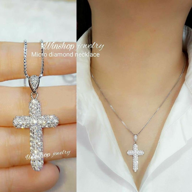 Dây Chuyền Mặt Thánh Giá Đính Đá Swarovski