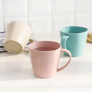 CỐC UỐNG NƯỚC/ ĐÁNH RĂNG LÚA MẠCH CÓ QUAI