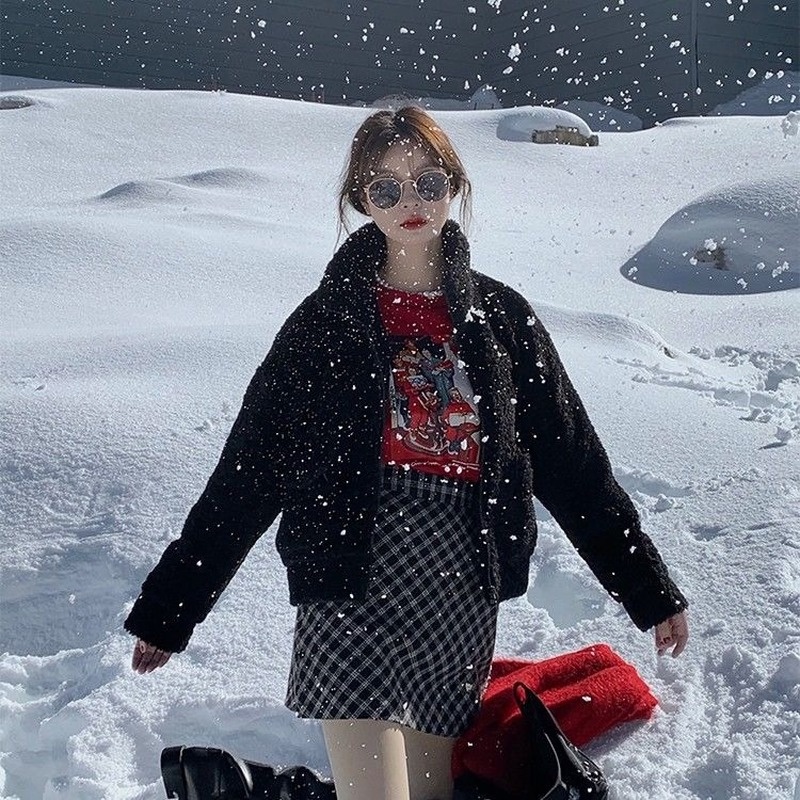 Áo khoác len lông cừu dày dặn ấm áp thiết kế mới thời trang thu đông cho nữ