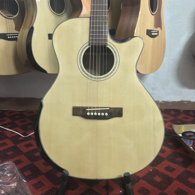 ( RẺ VÔ ĐỊCH) ĐÀN GUITAR MẶT THÔNG VÁT VIỀN CAO CẤP