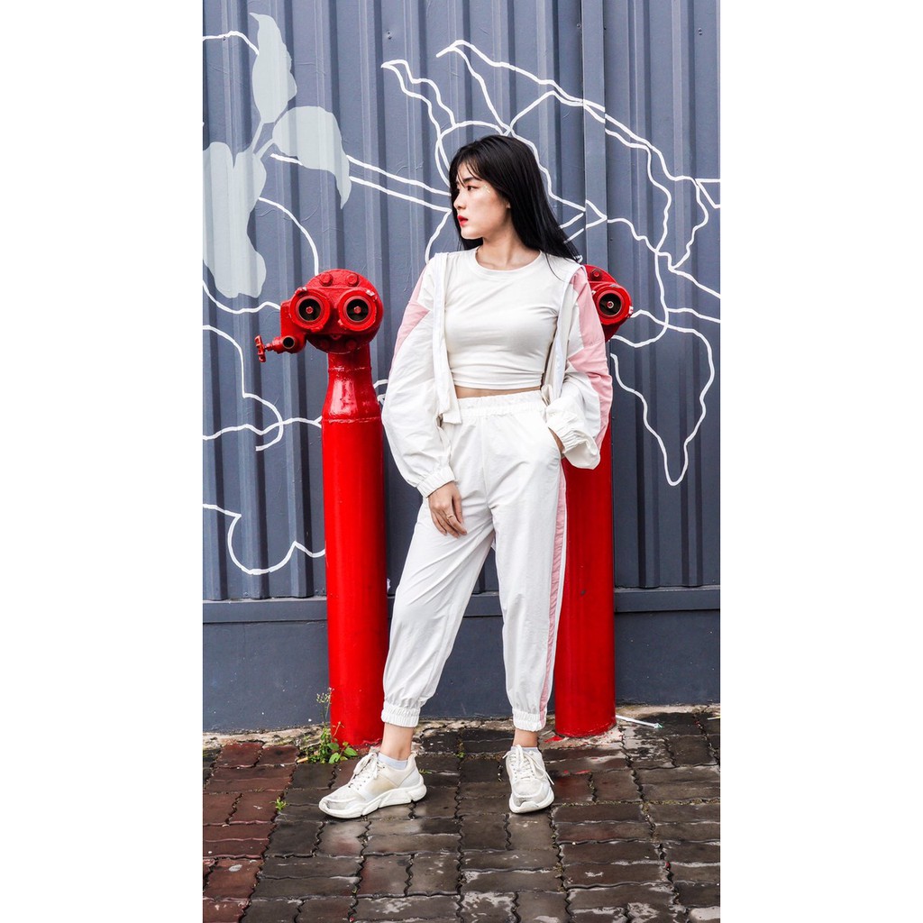Bo ao quan the thao thoi trang nu phoi trang hong cao cap