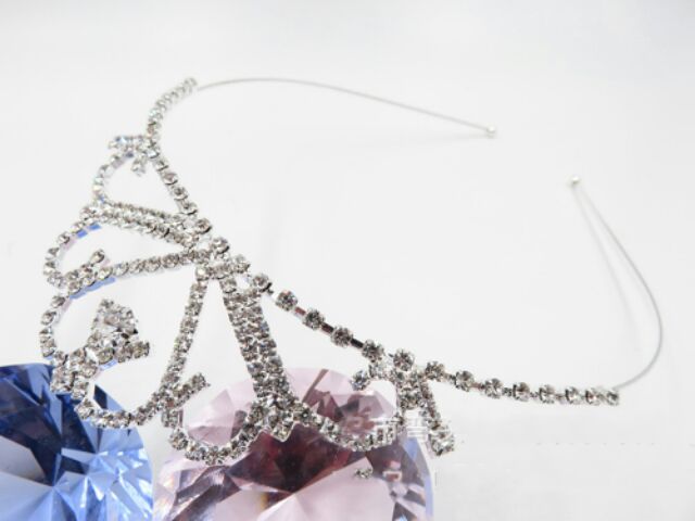 Vương miện công chúa trái tim đá lấp lánh