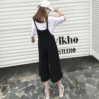 Quần yếm ống rộng