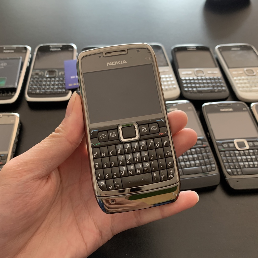 Điện thoại Nokia E71 Cũ Zin Nguyên Bản
