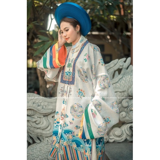 Áo choàng Nhật bình màu trắng