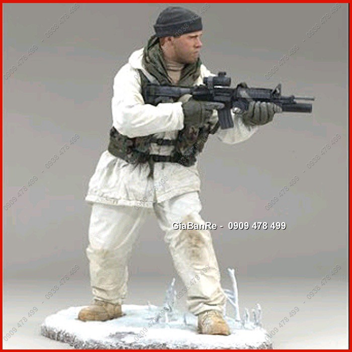 MÔ HÌNH NHÂN VẬT LÍNH MCFARLANE RANGER - LÍNH NGỤY TRANG TUYẾT - 7402.3