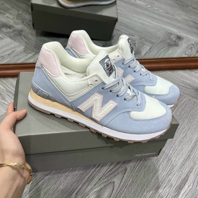 GIẦY THỂ THAO NAM NỮ THIẾT KẾ TRẺ TRUNG NĂNG ĐỘNG, PHỐI ĐỒ SIÊU ĐẸP CÁ TÍNH, HÀNG CAO CẤP CÓ SẴN.