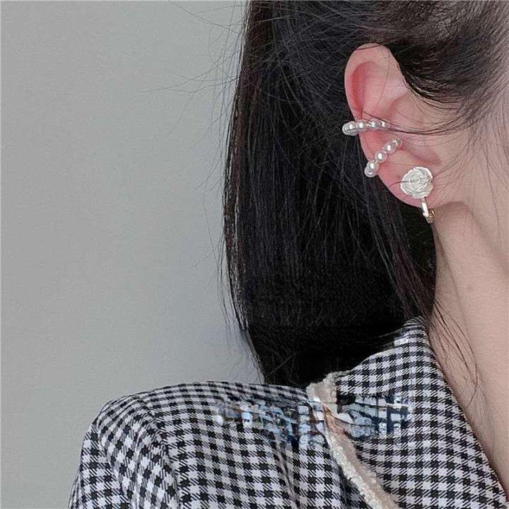 QQMALL Khuyên Kẹp Vành Tai Hình Hoa Hồng Trắng Phong Cách Hàn Quốc