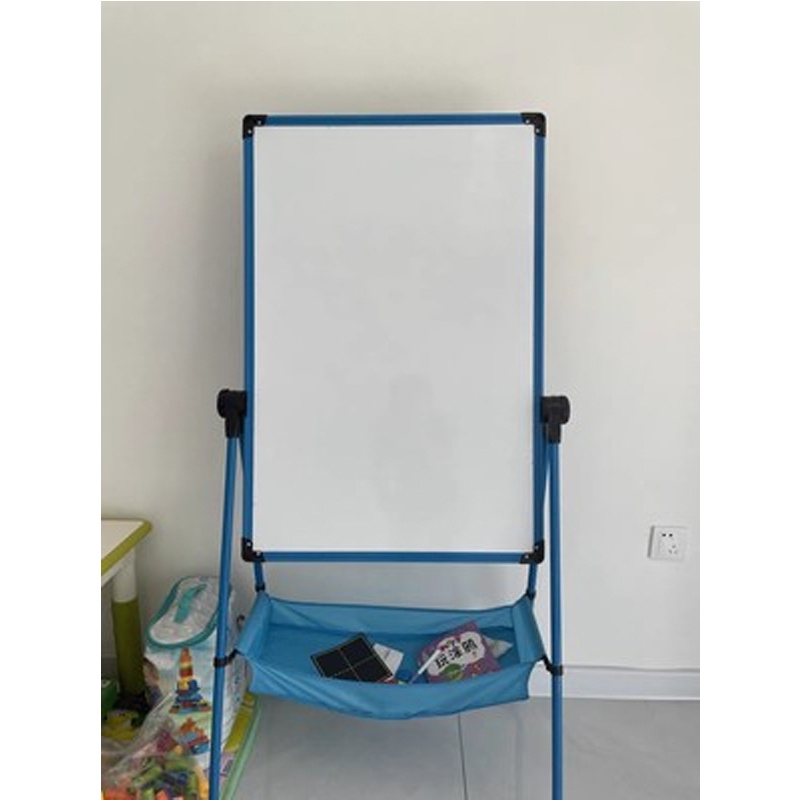 Bảng vẽ trẻ em hai mặt gấp gọn, mặt xanh vẽ bằng phấn, mặt trắng vẽ bằng bút dạ thông minh tiện ích