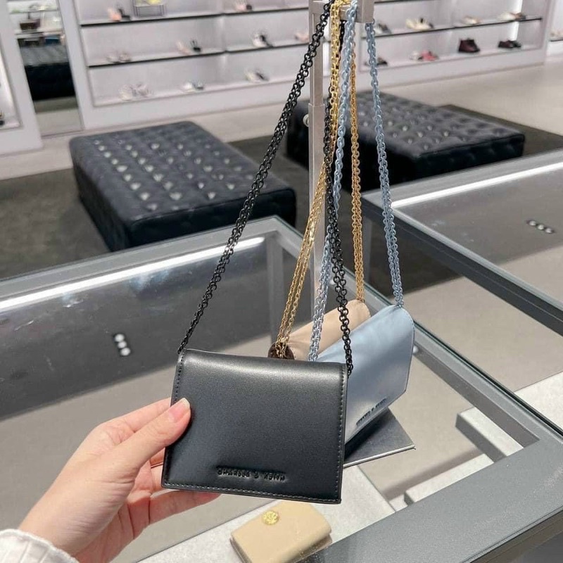 Ví gập CNK kèm dây đeo chéo