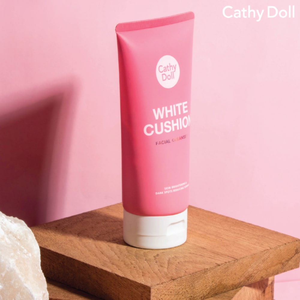 Sữa rửa mặt tạo bọt trắng da Cathy Doll White Cushion Facial Foam Cleanser 120ml