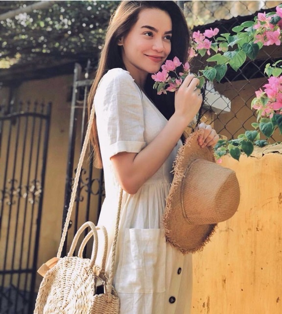 Đầm maxi cổ V