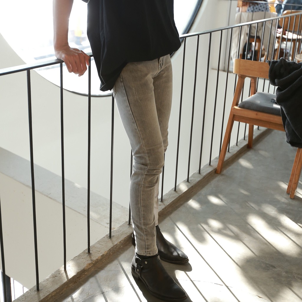 Quần Jean Nam Màu Xám Đẹp, Dáng Quần Ôm, Không Phai Màu , Dễ Dàng Phối Với Các Loại Áo Và Giày Thời Trang | BigBuy360 - bigbuy360.vn