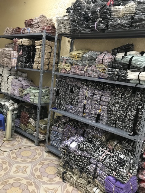 Chân váy hoa hai lớp Hàn Quốc dáng dài vintage loại đẹp - chân váy dài màu đen hoa nhỏ | BigBuy360 - bigbuy360.vn