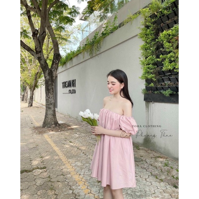 Áo trễ vai tay bồng dáng váy suông