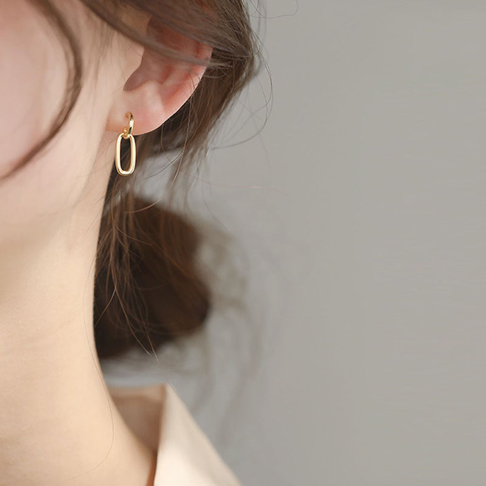 Hoa Tai Dạng Vòng Thời Trang Cho Nữ