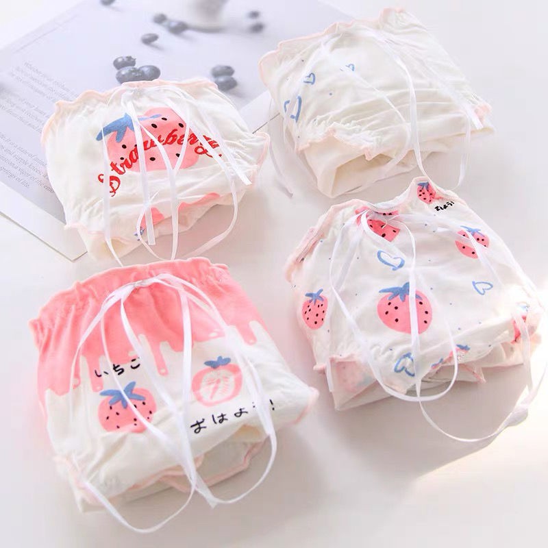 Bộ 4 Quần Lót Cotton Dáng Rộng In Họa Tiết Dâu Tây Dễ Thương Phong Cách Nhật Bản Cho Nữ