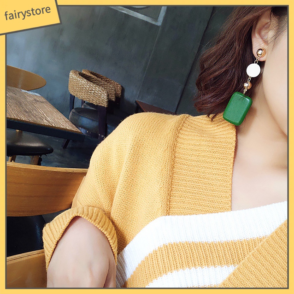 Đôi Hoa Tai Nữ Bằng Gỗ Phong Cách Retro Xinh Xắn