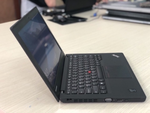 Laptop thinkpad x240 nhỏ gọn i5 4300u ram 4gb ssd 128gb màn 12.5 inch | WebRaoVat - webraovat.net.vn