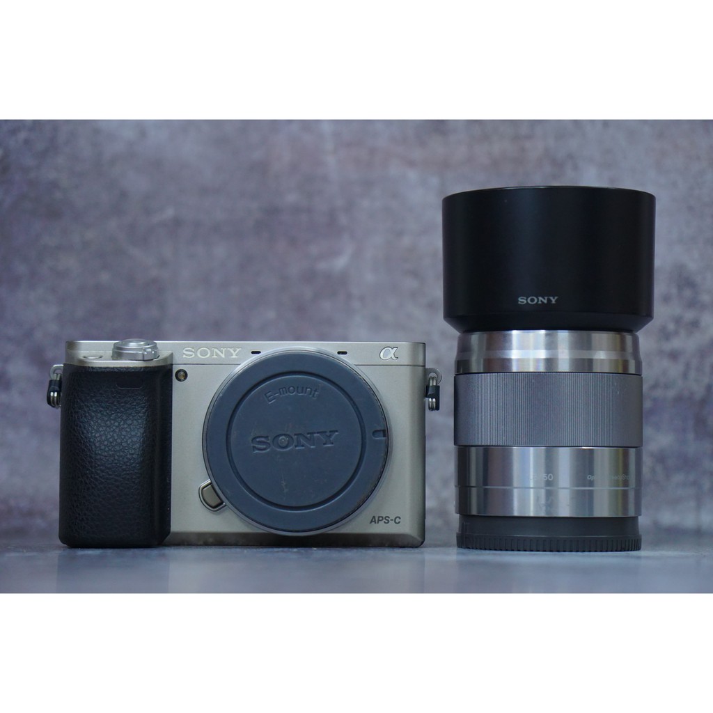 Máy ảnh Sony Alpha A6000 + Lens Sel 50 F1.8 OSS (màu bạc ) - LƯỚT 98%