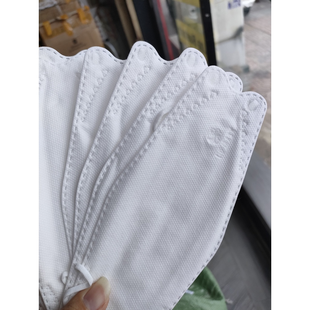 Thùng 300 cái Khẩu trang y tế 4D KF94 UC Mask