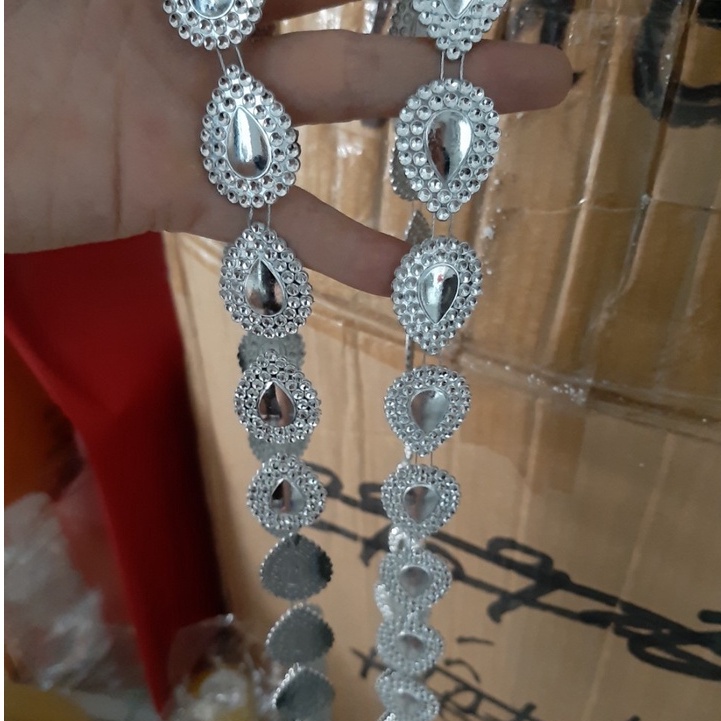 Dải lưới giả đá mô phỏng đuôi công,giọt nước bản rộng 2cm