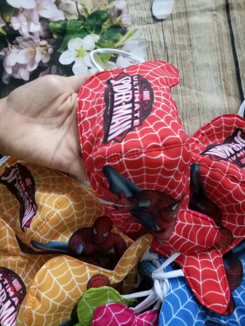 Khẩu trang siêu nhân nhện cho bé 2 đến 10 tuổi | BigBuy360 - bigbuy360.vn