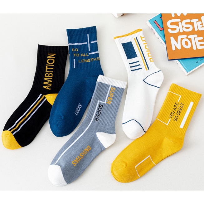 Vớ Tất cổ cao thể thao Nam Nữ phong cách trẻ trung, cá tính, năng động.