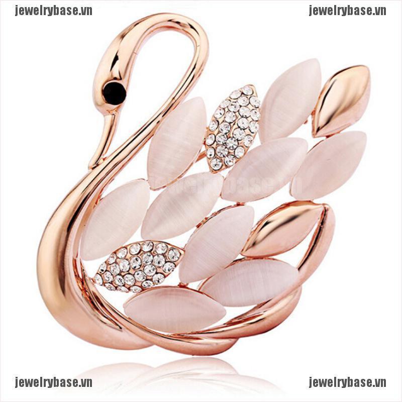 [Base] Trendy Elegant Swan Pattern Rhinestone Brooch Pins Crystal Brooches Pins Clips [VN]