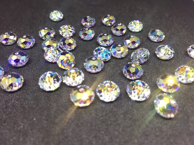 Pha lê bánh cam 8li chính hãng của Swarovski ( gói 5 viên )