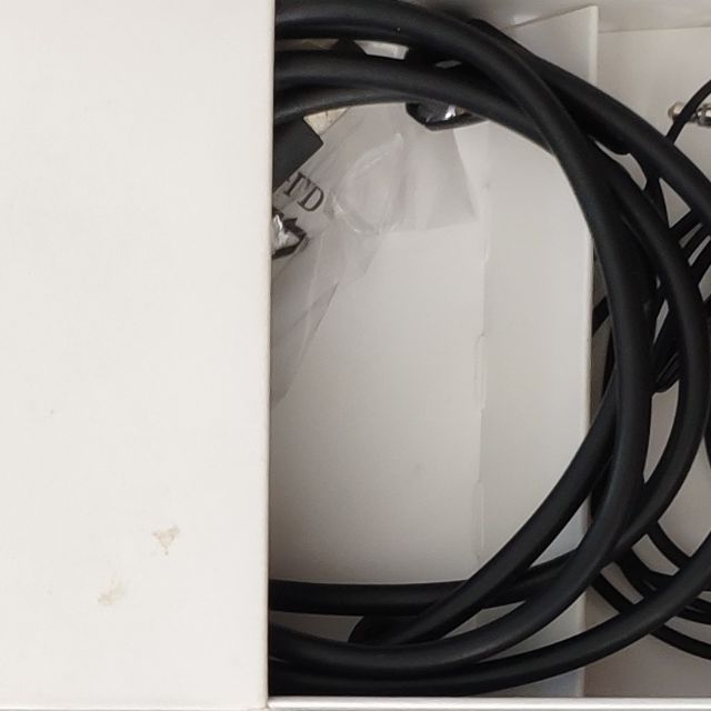 Cáp và xạc USB cho điện thoại