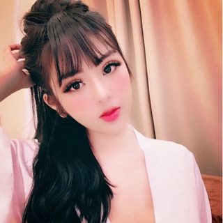 Tóc Mái May Tay Thần Thánh