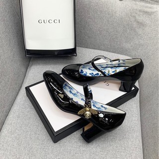 Giày Gucci ong lót hoa