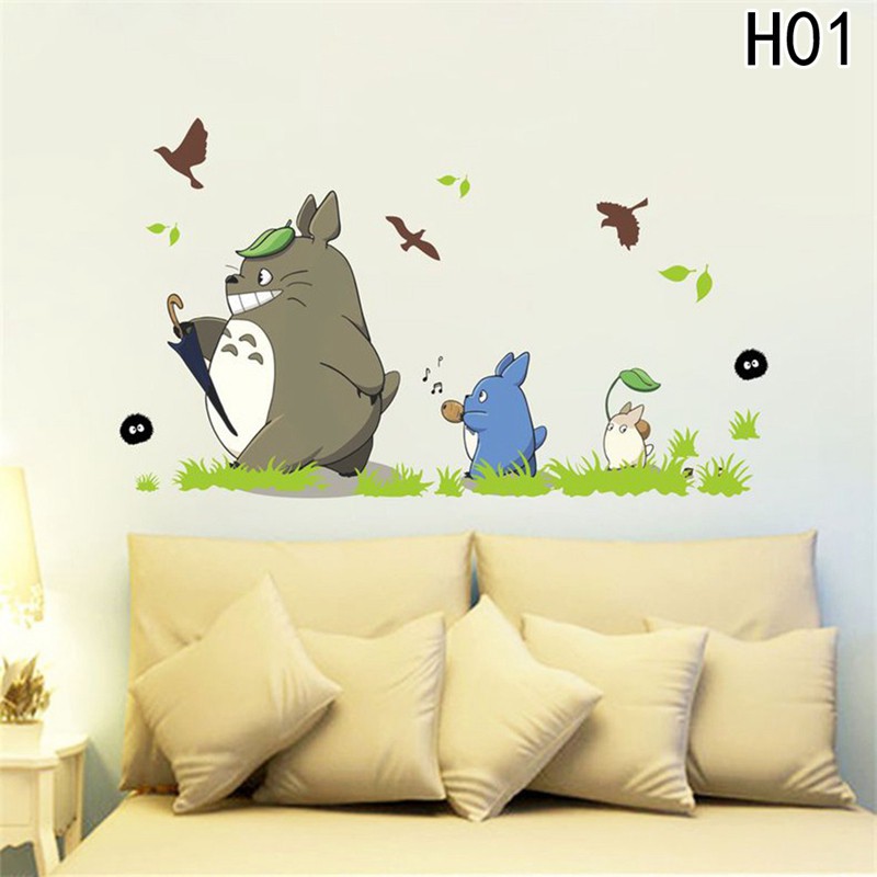 Decal dán tường hình Totoro trang trí